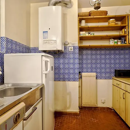 Pereire - T2 Front De Avec Balcon Et Parking - Fr-1-433-26 Apartman *